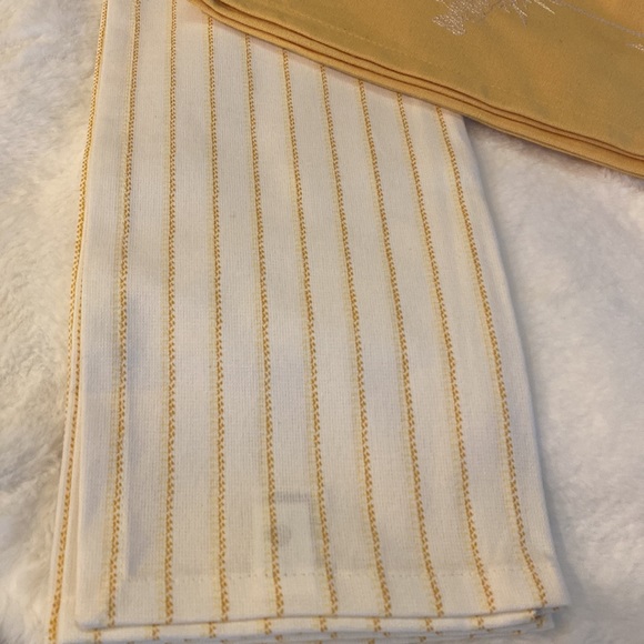 Hearth & Hand Magnolia Kitchen Towels set of 2 NWT - Picture 2 of 7